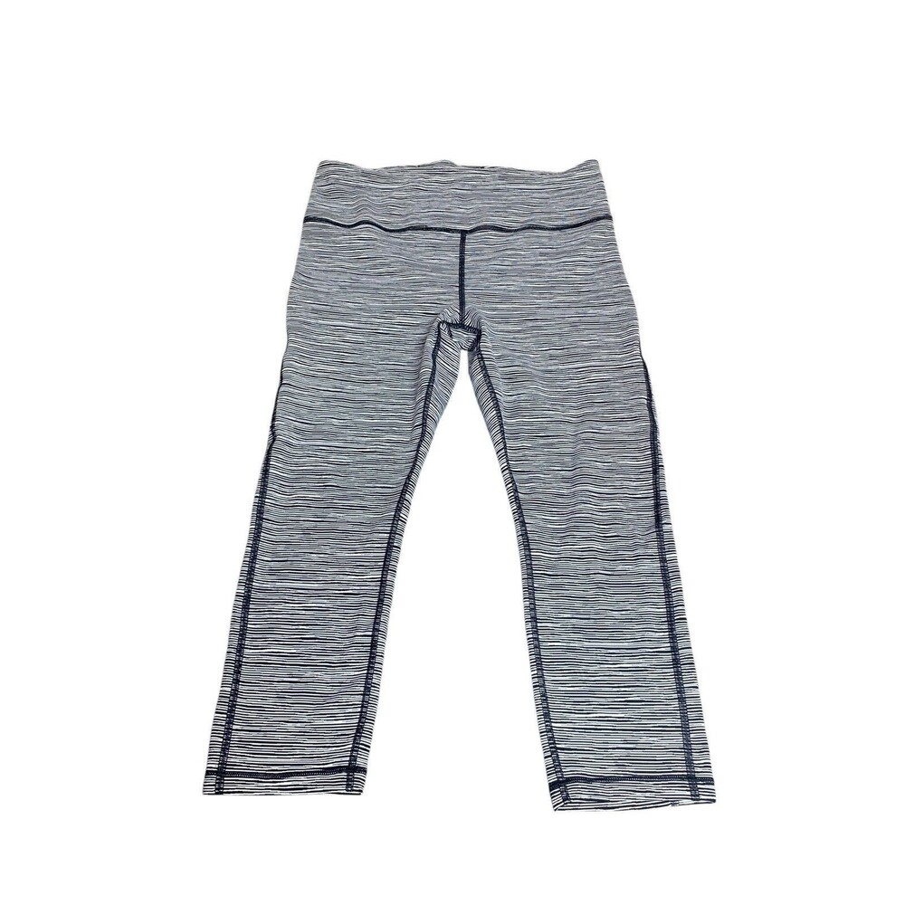 Athleta Women's Ultimate Capri Linear Lines Black White Size Medium
